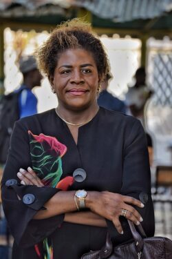 Article : Haïti : La ministre Emmelie Prophète, symbole de l’incompétence